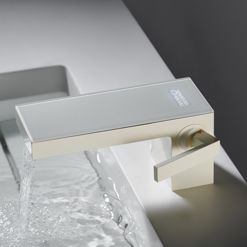 New Design Digital Display Waterfall Bathroom Brass Basin Faucets