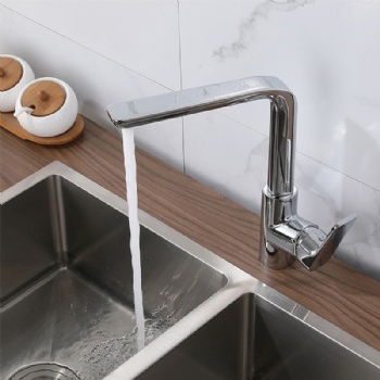 Deck Mounted Single Handle Brass Kitchen Faucet Hot and Cold Mixer